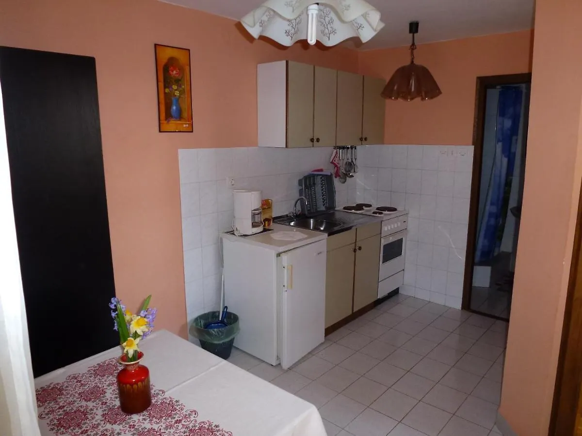 Apartmani Ostres Porec 0*,  Croazia